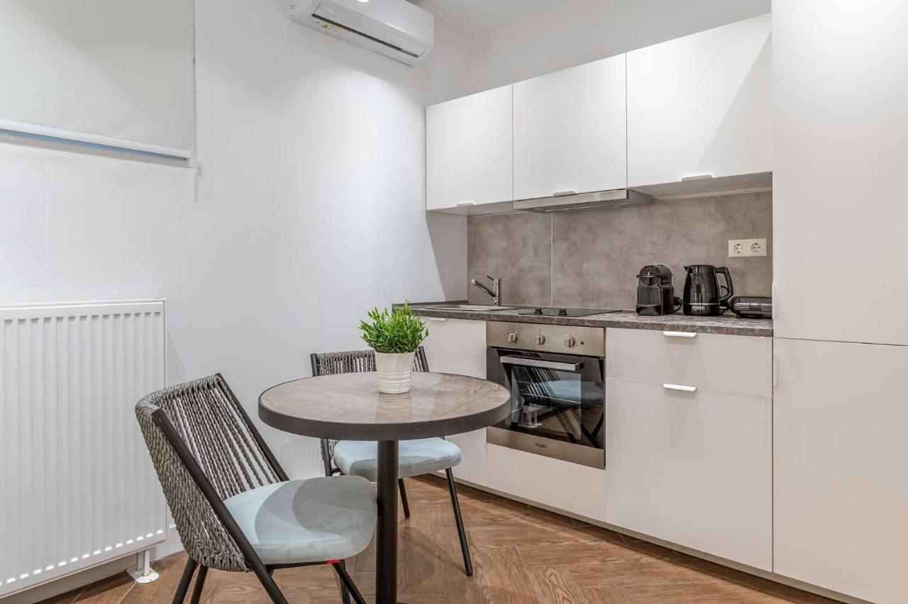 Phaedrus Living Luxury Studio Kolonaki Tsakalof Apartment เอเธนส์ ภายนอก รูปภาพ